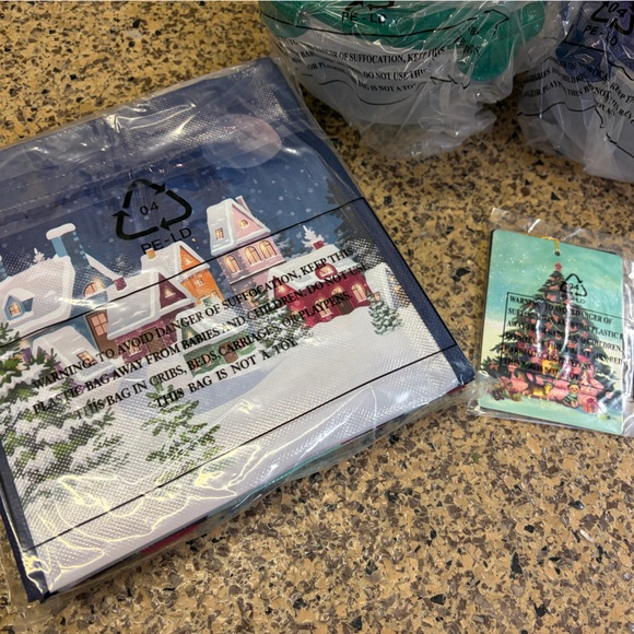 Colorful Food Storage Container Set - Picture 3 of 4